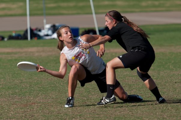 L'ultimate sport (frisbee) : histoire, règles et matériel - Casal